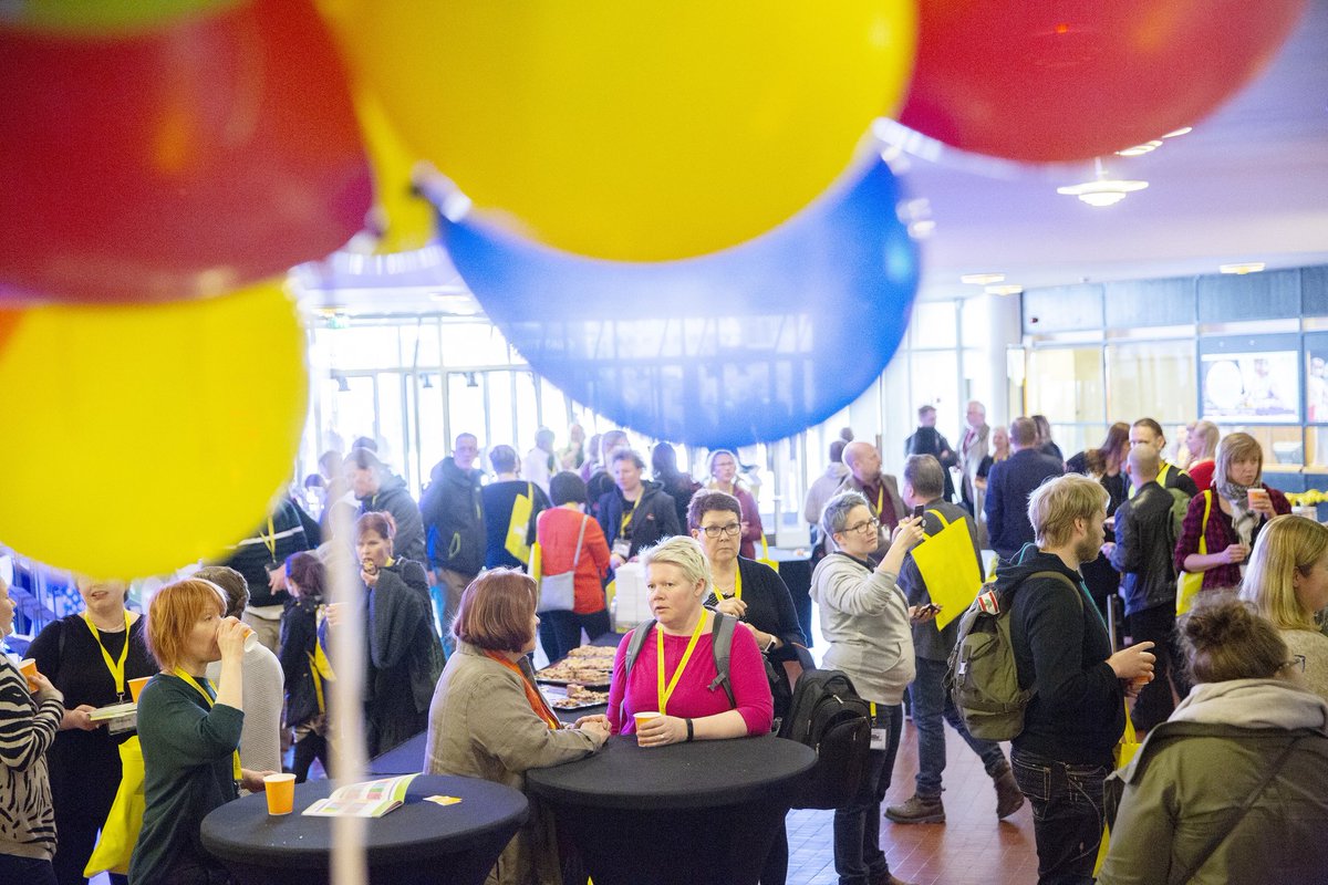 Päihdepäivät 2025 -koulutustapahtuma starttasi juuri Helsingin Kulttuuritalolla. Luvassa on inspiroivia puheenvuoroja ja uusinta tietoa päihdekentältä. Tervetuloa tutustumaan myös  maksuttomaan ohjelmaan ja kaikille avoimeen messuosastoon! #Päihdepäivät
ept-verkosto.fi/paihdepaivat_2…