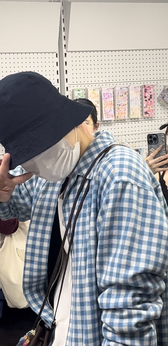 트메들이 결제할때 오~하니까 부끄고양이 됨