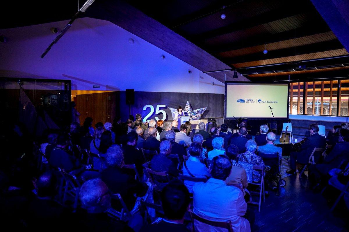 🎉 25 anys del <a href="/museuporttgna/">Museu - Port de Tarragona</a>!

Aquest 13 de maig hem celebrat una jornada molt especial: la doble commemoració del 25è aniversari del Museu del Port.