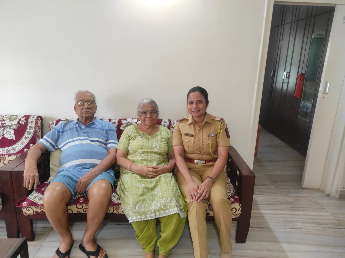 सांताक्रुज पोलीस ठाणे मोबाईल 05 निर्भया पथक यांनी गस्ती दरम्यान खालील जेष्ठ  नागरिक यांना भेट दिली असून त्यांना काहीही अडचण नसल्याचे त्यांनी सांगितले आहे..