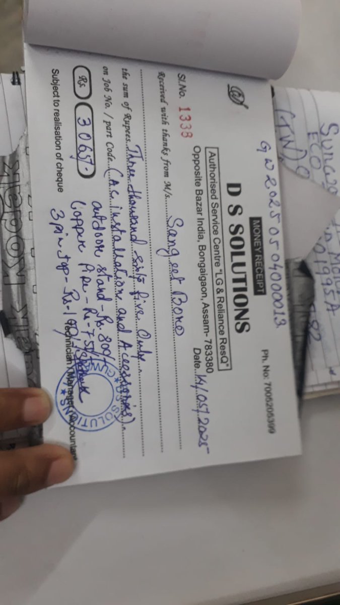 sangeetdb's tweet photo. @IndiaHaier @HaierAppliances @HaierOfficial 
4 May installed an AC and charged Rs. 3065. Today I got the receipt with a breakup and copper pipe and 3 pin top was not there. The copper pipe was not required at all and I myself bought the 3 pin top. Installation charge is Rs. 1415. https://t.co/ngZ6wgnt9U