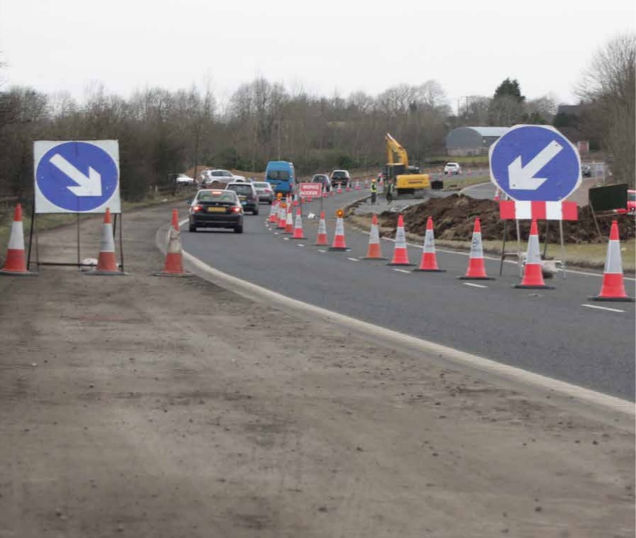 At Roadworks
1. Slow down
2. Keep a safe distance from roadworkers, other vehicles, traffic barriers &amp; construction equipment
3. Look out for roadworkers &amp; their vehicles
4. Obey all signs- it’s the law
5. Follow Rule 288&gt; nidirect.gov.uk/articles/road-…
#RoadWorkerSafety
<a href="/NIRoadPolicing/">NI Road Policing and Safety</a>