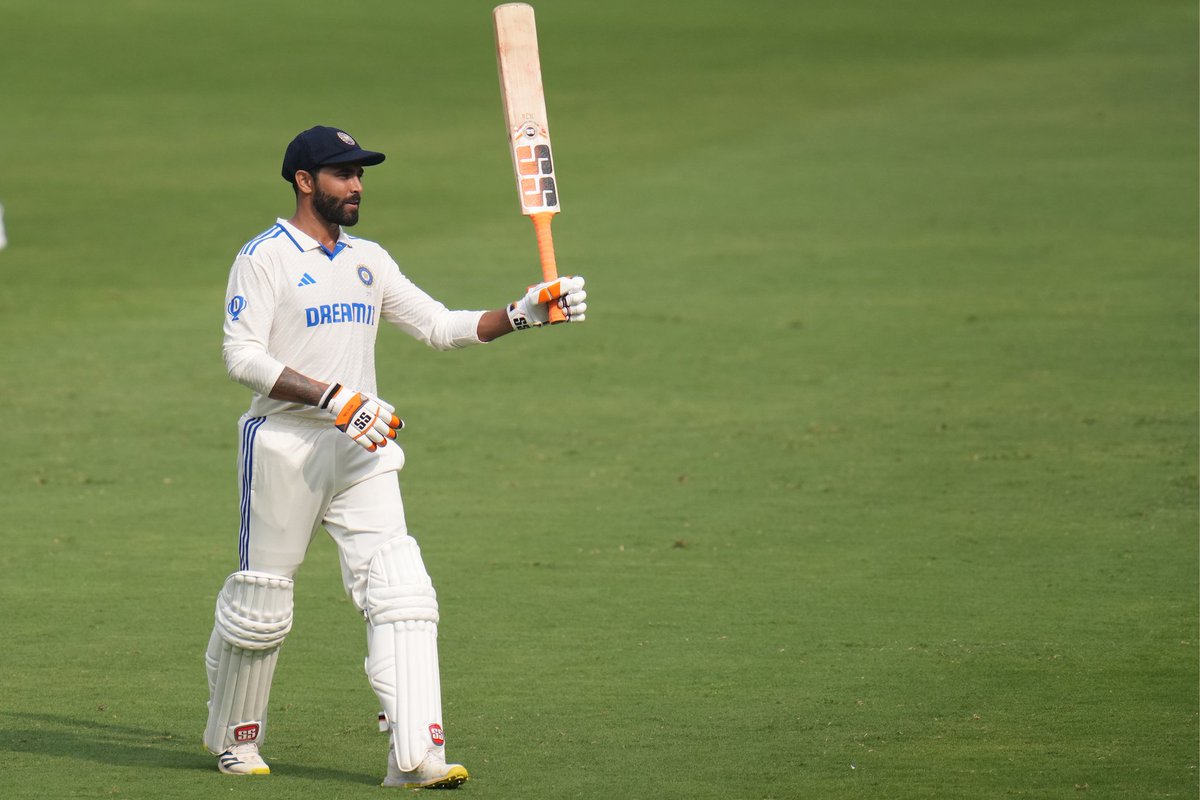 CricCrazyJohns's tweet photo. 🚨 HISTORY CREATED BY JADEJA 🚨

- Ravindra Jadeja has now the longest streak as the Number 1 all-rounder in Test History. 🙇🇮🇳 https://t.co/8pIGJOFbAL