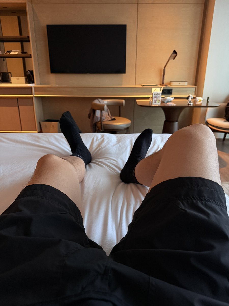 Albert _a tweet media