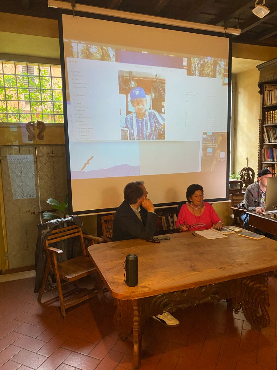 FLamiani's tweet photo. Grazie agli amici di #Roma che, sfidando un nubifragio da paura, hanno partecipato alla presentazione del mio romanzo. 
#libri
#Isole
#Marettimo https://t.co/tkHqv8kmK5