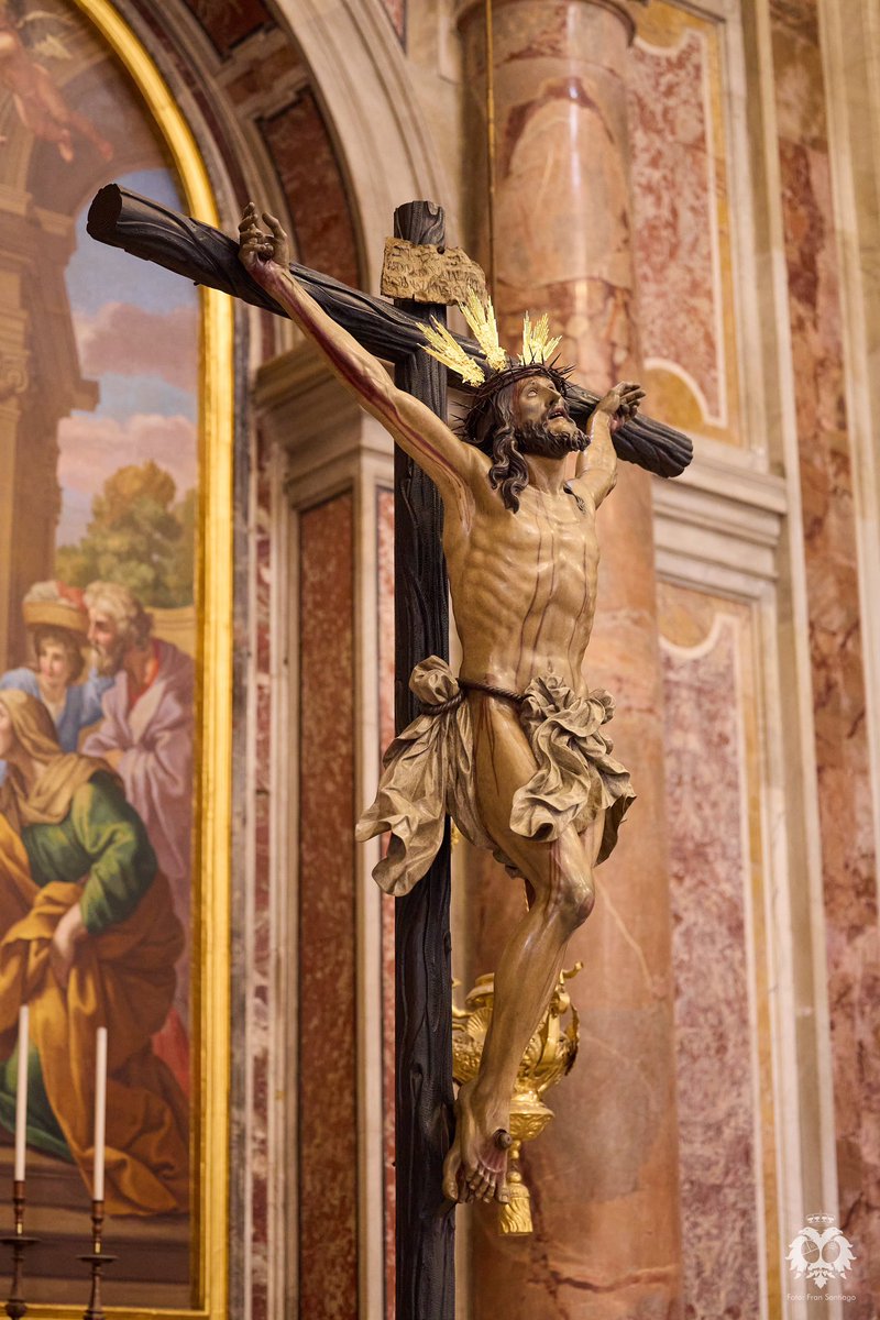 ⚫ El Santísimo Cristo de la Expiración recibe culto en la Capilla de la Presentación de la Virgen de la Basílica de San Pedro en el Vaticano.

#ElCachorroEnRoma #Cachorro25 #Jubileo2025