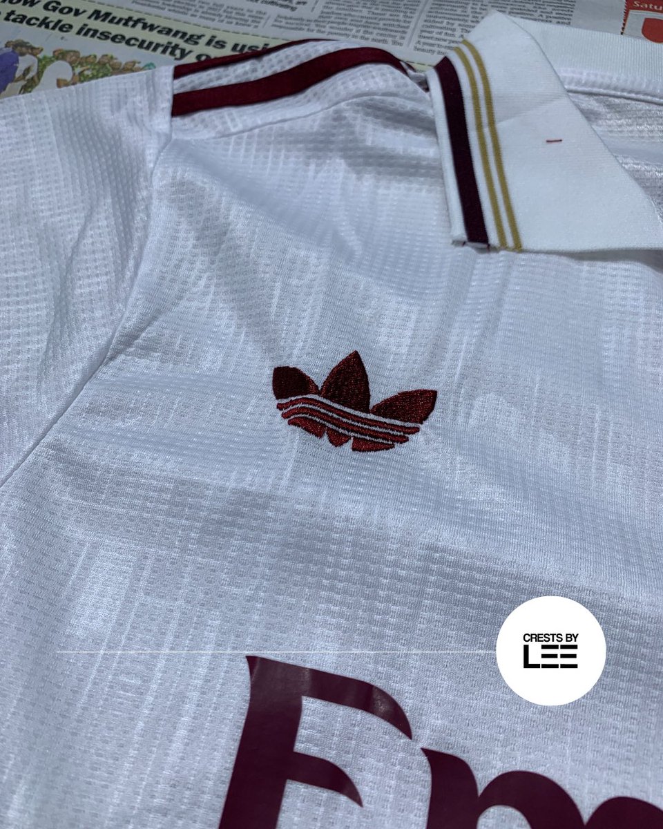 crestsbylee's tweet image. Authentic Arsenal Polo Jersey: 14K
Delivery All Over Lagos: 3K
Delivery Outside Lagos: Depends on Location 
Customization: 3.5K
#seethedetailscbl #footballjerseys #retrojerseys #jerseys