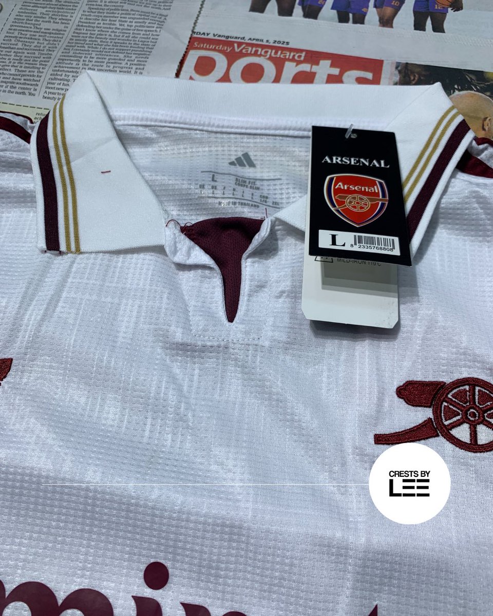 crestsbylee's tweet image. Authentic Arsenal Polo Jersey: 14K
Delivery All Over Lagos: 3K
Delivery Outside Lagos: Depends on Location 
Customization: 3.5K
#seethedetailscbl #footballjerseys #retrojerseys #jerseys
