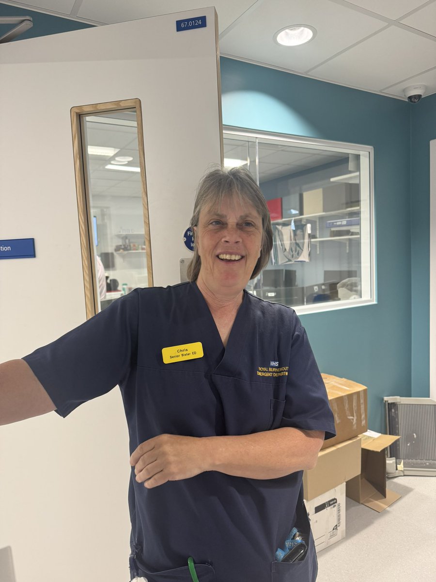 Siobhan Harrington (@s_harringtonnhs) on Twitter photo Chris our senior sister in the Emergency department did the first ever shift when the ED at Royal Bournemouth hospital opened in 1989 and did the final shift last night in the old department as it moved into the Beach building. Just incredible <a href="/UHD_NHS/">University Hospitals Dorset NHS Foundation Trust</a> thank you ๐ Chris our senior sister in the Emergency department did the first ever shift when the ED at Royal Bournemouth hospital opened in 1989 and did the final shift last night in the old department as it moved into the Beach building. Just incredible <a href="/UHD_NHS/">University Hospitals Dorset NHS Foundation Trust</a> thank you ๐