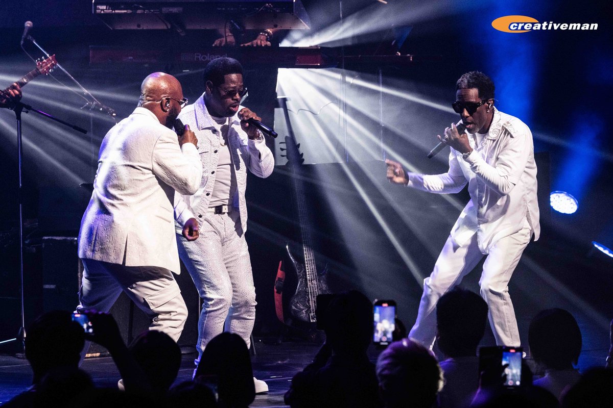 BOYZ II MEN 大阪公演のライブ写真公開！】 昨夜、開幕したボーイズII