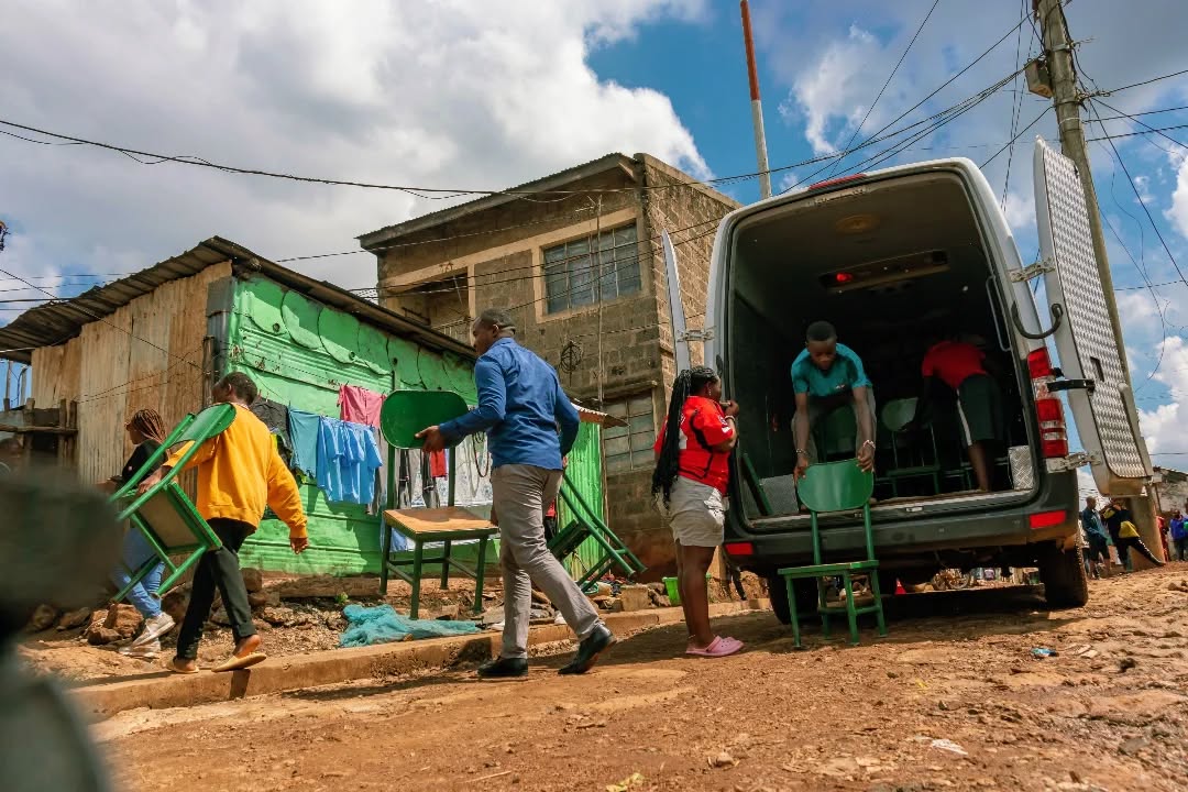 Glad to be part of the upcoming Youth Empowerment Center in <a href="/YouthSoweto/">sowetoyouthinitiative</a> where children &amp; young adults will be mentored &amp; develop skills such as catering, baking, fashion &amp; design, hairdressing &amp; beauty, tailoring, computer, phone repair, welding, &amp; plumbing.
#uk_kenyapartnership
