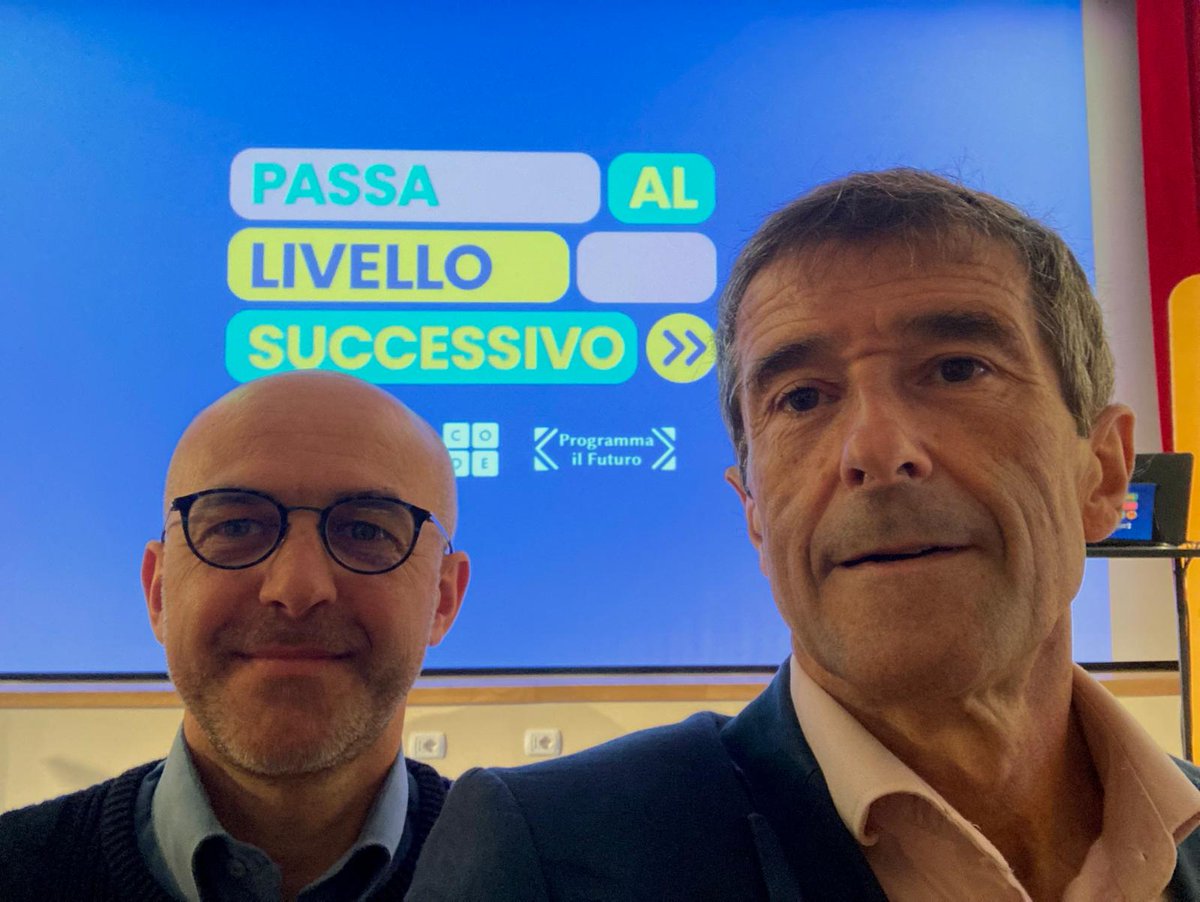 A Milano con Francesco Lacchia per l'evento #PassaAlLivelloSuccessivo, invitati da #Amazon come partner italiano di <a href="/codeorg/">Code.org</a> <a href="/ProgrammaFuturo/">Programma_il_Futuro</a>