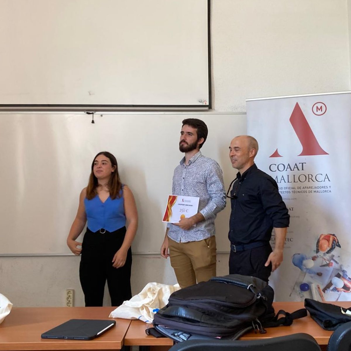 COAAT-Mallorca (@coaatmca) on Twitter photo 📌 Enhorabona a l'IES Politècnic i al col·legi Sant Pere, guanyadors, enguany, del concurs ‘Construint amb enginy’ organitzat per l’ <a href="/epsuib/">Escola Politècnica Superior de la UIB</a> de la <a href="/UIBuniversitat/">Universitat de les Illes Balears - UIB</a>.
✅ Encantats de participar, un any més, en aquesta iniciativa. 📌 Enhorabona a l'IES Politècnic i al col·legi Sant Pere, guanyadors, enguany, del concurs ‘Construint amb enginy’ organitzat per l’ <a href="/epsuib/">Escola Politècnica Superior de la UIB</a> de la <a href="/UIBuniversitat/">Universitat de les Illes Balears - UIB</a>.
✅ Encantats de participar, un any més, en aquesta iniciativa.