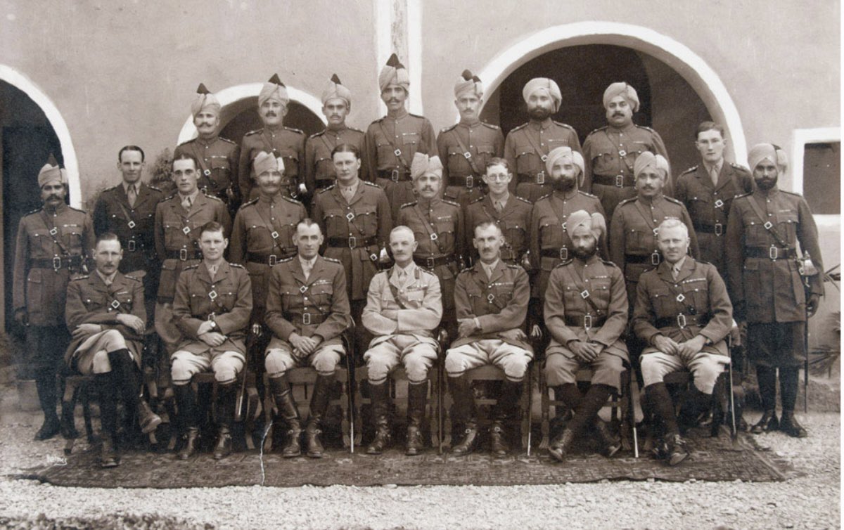 Collector_dan's tweet image. A interesting new badge. The 12th Frontier Force Regt created in 1922, drawing on the Punjab Irregular Force. It comprised of four regular battalions drawn from Sikh regiments, a fifth regular battalion and a 10th (training) battalion. The 3rd had heavy losses in Africa in ww2.