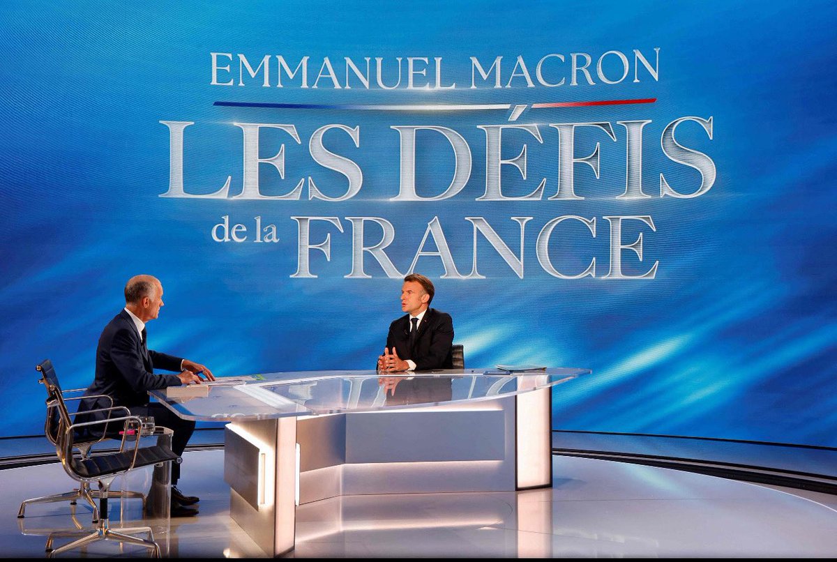 Renaissance Clamart (@re_clamart) on Twitter photo Et vous, qu’avez-vous pensé de l’intervention du Président <a href="/emmanuelmacron/">Emmanuel Macron</a> hier soir ?
Référendum, politique internationale, fin de vie, réforme du financement de notre protection sociale …
Dites-nous ce que vous en pensez en commentaire ! ⬇️ #VotreAvis #macron20h10 #TF1 Et vous, qu’avez-vous pensé de l’intervention du Président <a href="/emmanuelmacron/">Emmanuel Macron</a> hier soir ?
Référendum, politique internationale, fin de vie, réforme du financement de notre protection sociale …
Dites-nous ce que vous en pensez en commentaire ! ⬇️ #VotreAvis #macron20h10 #TF1
