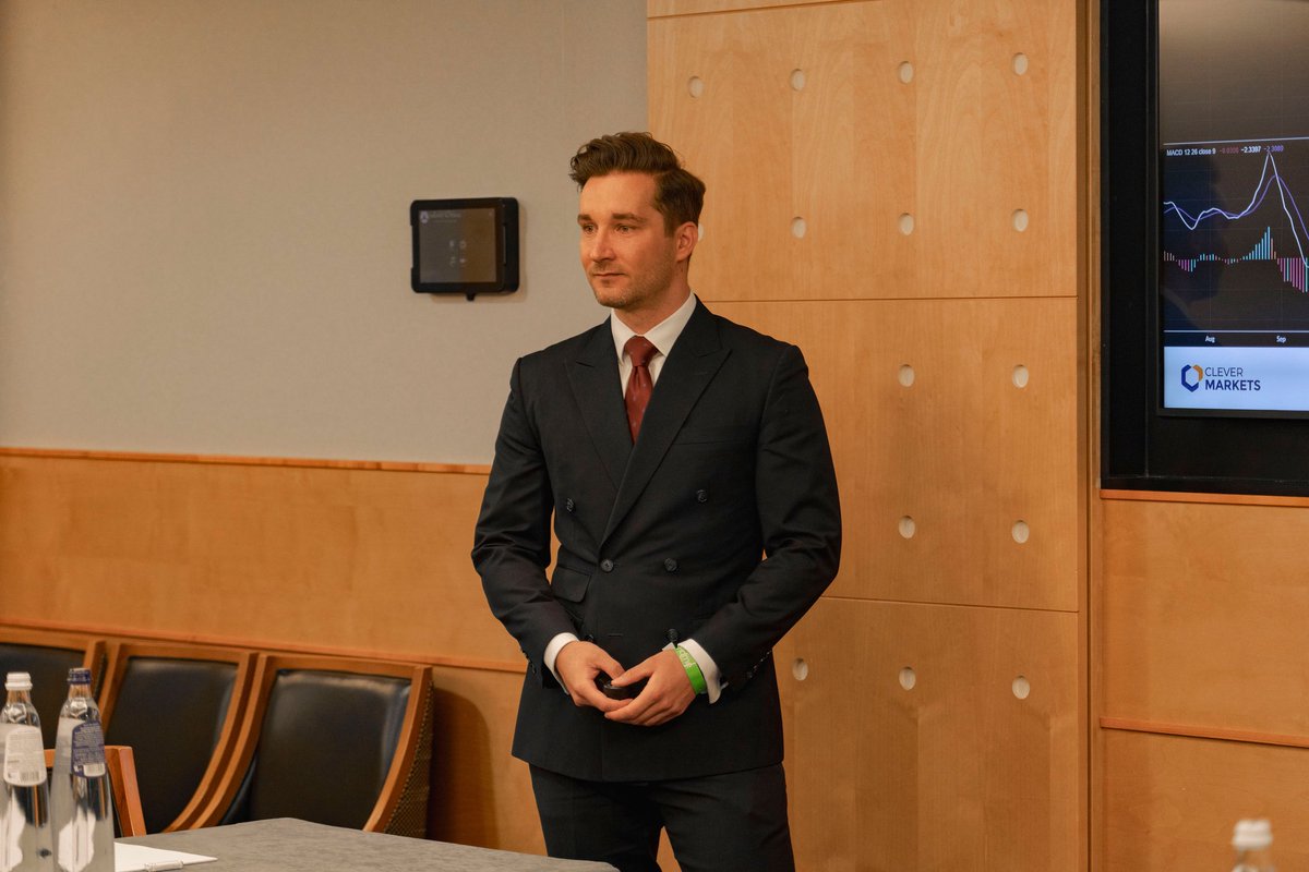 This morning’s Technical Analysis Masterclass, led by Marcello Kolax of Clever Markets, gave energy traders practical tools for navigating volatile markets.

A sharp, data-driven start to Day 2 at Flame.
📅 13–15 May | 📍 Hotel Okura, Amsterdam
#Flame2025 #FlameConf