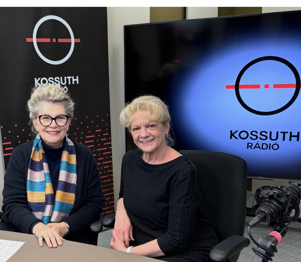 Vendégem a Csillagszemű táncegyüttes alapítója, Tímár Böske! Az Este  a Kossuth rádióban  mediaklikk.hu/radio-lejatszo…
