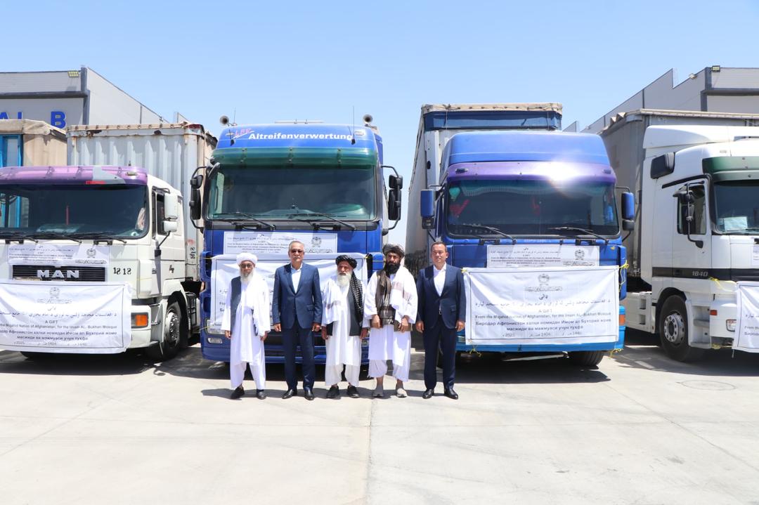 د ازبکستان حکومت د خپل دیني تاریخي میراث د احیاء لړ کې د امیرالمؤمنین في الحدیث امام بخاري(رحمه الله) د مسجد، مدرسې او مزار د بیا رغونې پراخه پروژه پیل کړې. دې خیریه پروژې ته د ا.ا.ا د رئیس الوزراء مرمرینه ډالۍ د ریاست الوزراء د دفتر عمومي رئیس لخوا د ازبکستان هیواد ته وسپارل شوه