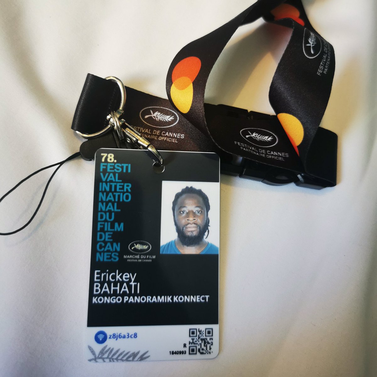 "Cannes, c’est du cinéma, mais aussi du cinéma du cinéma."

JEAN-LUC GODARD