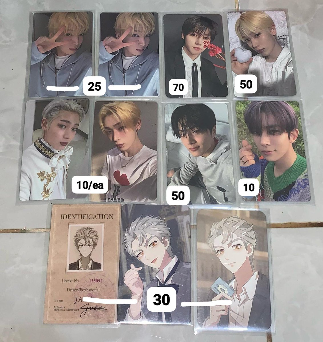 #ensell WTS want to sell 

Ready ina
• dom jaksel
• co oren 
• packing ✓ , adm+5k
• take banyak free pc ofc 
• no hnr 

t. wts pc enhypen sunoo sunghoon jay heeseung jaan r:u enver db ld vce r1 daydream bluenoon whitemidnight ob wvr ver memorabilia border:carnival