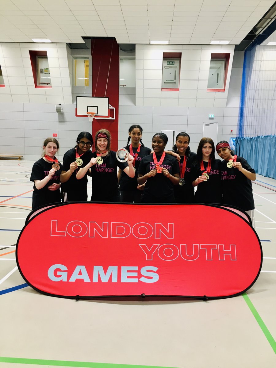Last week, our LYG Inclusive Basketball event returned with both girls and boys tournaments, welcoming participants with hearing, visual and learning impairments.

For many teams, it was the first time they had taken part in a basketball competition and represented their school.