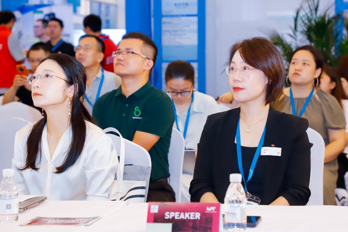 WearableTech's tweet image. Join us at our upcoming events:
🇨🇳 WT Conference CHINA
🇹🇭 WT Conference ASIA
🇺🇸 WT Conference US
🇩🇪 WT | Pavilion at MEDICA

Ready to dive in? Reach out to us today to explore how you can get involved: lnkd.in/dke2urTH

#WearableTechnologies #WearableTech #Innovation