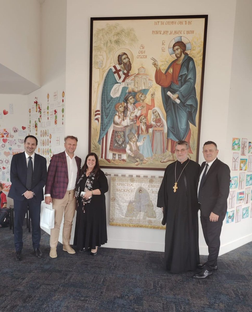 SRBinAustralia's tweet image. Ambassador @SRBinAustralia Rade Stefanovic joined yesterday club president of @PartizanBC Ostoja Mijailovic @Ostoja1945 and visited St Sava College in Varroville (Sydney), an independent Orthodox day school for girls and boys, which respects 🇷🇸 tradition, encourages progressive…