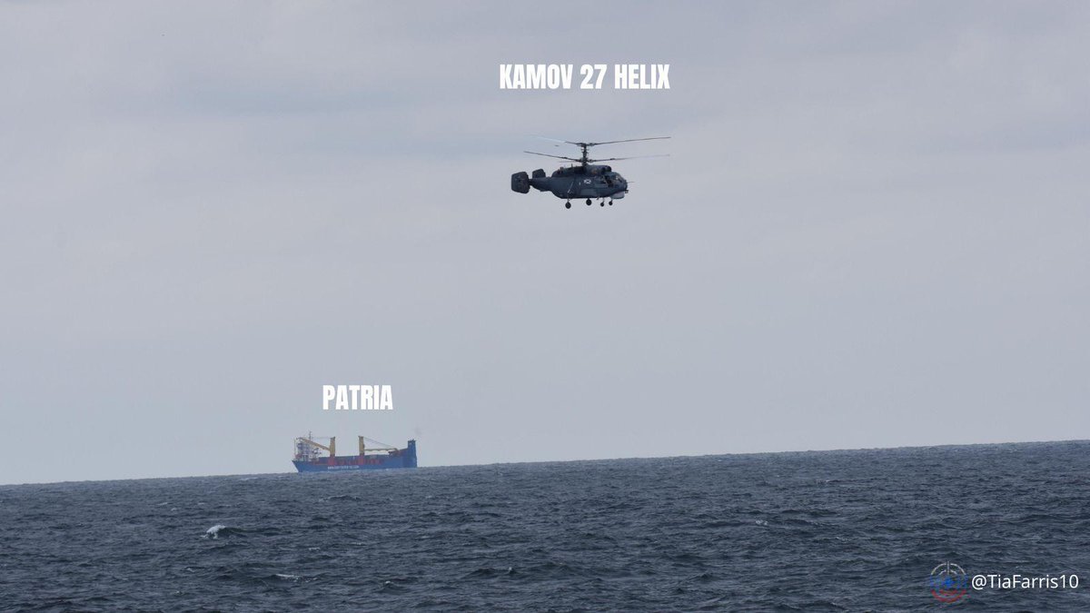 🚨🚨🚨Exclusive photos📸📸
Around May 7 the 🇷🇺⚓️BOYKIY was spotted escorting the MV PATRIA and two other freighters off the coast of 🇫🇷Brittany (Ushant).
On the first two photos is the BOYKIY and the MV RINIA, and on the last two, we can see MV PATRIA with a 🚁KAMOV « Helix »