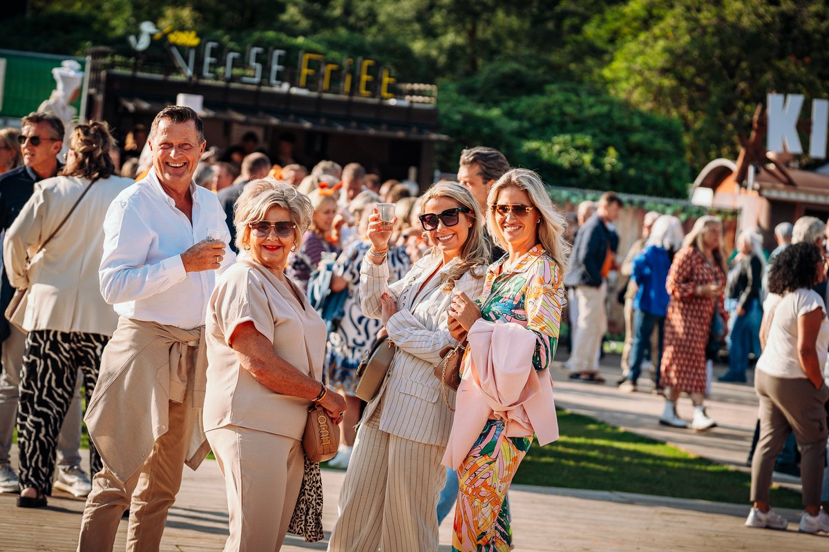 Nog 50 dagen tot de poorten van de tuin van Paleis Soestdijk zich openen voor Royal Park Live. Wat kijken we hiernaar uit! 🎉