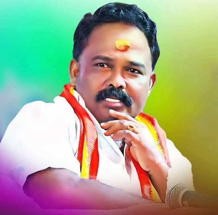 VmkWingtn's tweet photo. இன்று பிறந்தநாள் காணும் வெள்ளாளர் முன்னேற்றக் கழகத்தின் மாநில தலைவர், வேளாளர் இன போராளி, திரு.அண்ணா சரவணன் அவர்களுக்கு இனிய பிறந்தநாள் நல்வாழ்த்துக்கள் ❤❤💐 https://t.co/FXVVUyxxRv