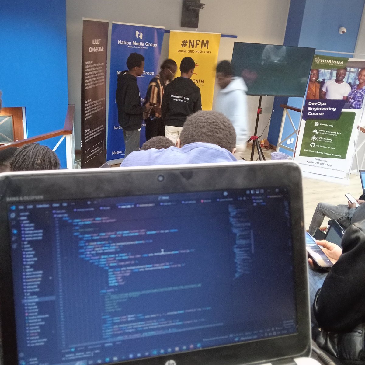 Osumba_ke's tweet image. Pov: You are at a hackathon with a project you just did overnight...
Sleepy eyes 🙂
#TheNationHackathon
#TechForMedia
@NationMediaGrp