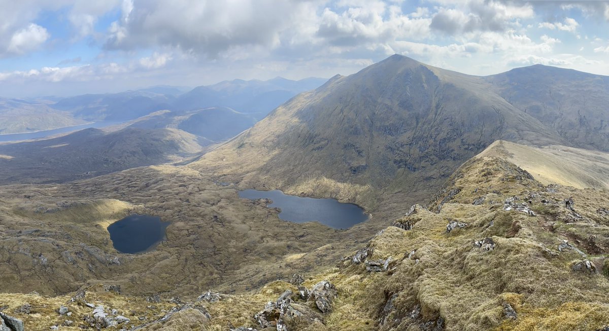StrachanHazel's tweet image. A 15 hour day on Saturday wandering to traverse the first six #Munros of the Mullardoch round. Cool with a constant wind which were ideal conditions. An overnight #bivvy with a #tarp got me in a good position for the final six Munros. The vistas were incredible!
#Scotland