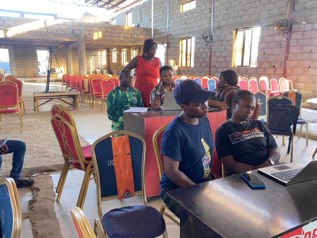 Opuerefalabi's tweet photo. Dashboard Building Extravaganza!
I'm thrilled to showcase the incredible work of our students who built stunning dashboards on Sunday! 

Congratulations to all our talented students on a job well done! https://t.co/Z2mITIRAUI