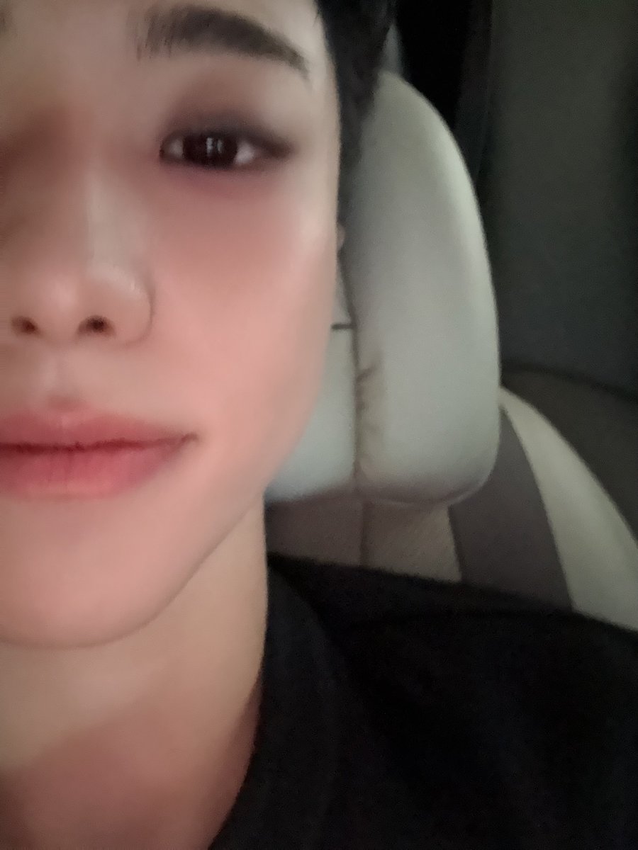 HOSHI 🌟🖤