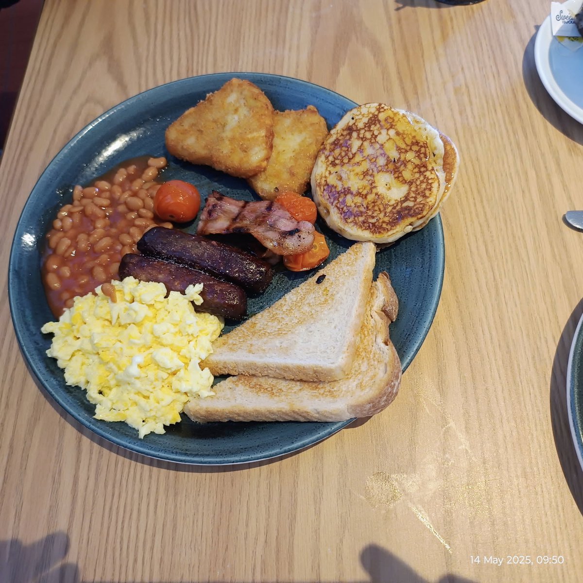 Electric Mike (@mrmikestanton) on Twitter photo .<a href="/Parkdeanresorts/">Parkdean Resorts</a> Great Breakfast this morning at Grannies !! Cooked too perfection with Hot beans !! 😋😋😋 .<a href="/Parkdeanresorts/">Parkdean Resorts</a> Great Breakfast this morning at Grannies !! Cooked too perfection with Hot beans !! 😋😋😋