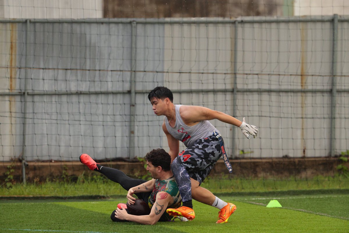 I switched to receiver at the beginning of this season and I've been struggling ever since. This tournament was difficult for me, but I felt a lot of growth and I feel like I know what I need to get after to keep rising to the top.