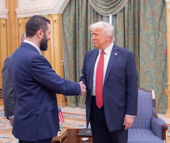 خونا لي جا مرحبا
خدام بشعار #سوريا_اولا 
و خور ليا دوك صحاب الشعارات و الهدرة الخاوية