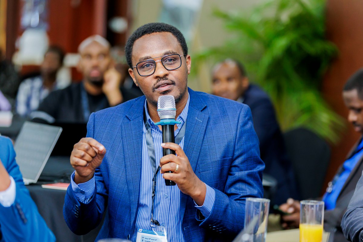 RwandaSpace's tweet image. "At Rwanda Space Agency, we use satellite imagery to estimate greenhouse gas emissions across the country. With spatial data, we can distinguish industrial, arable, and residential land, enabling us to estimate how various activities contribute to changes in GHG levels." Dr.…