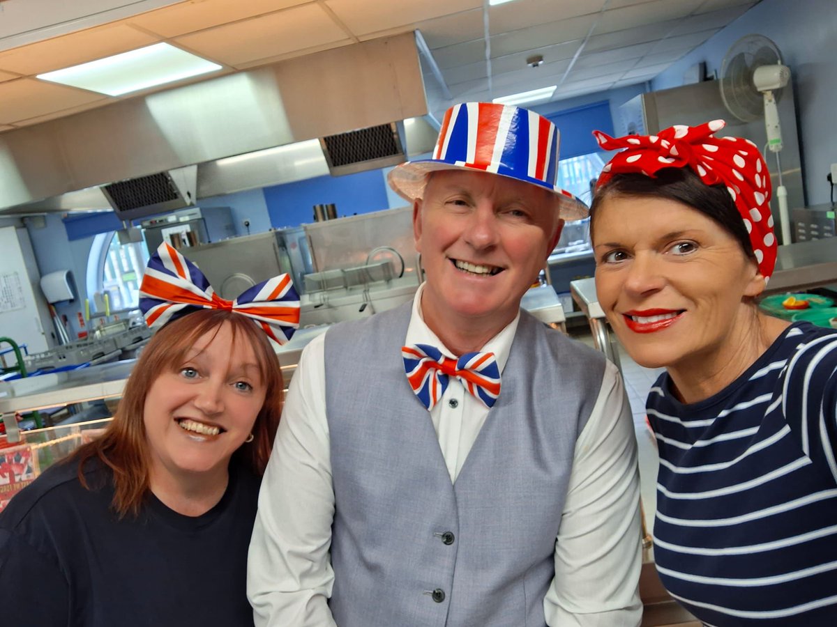 pikes-lane.bolton.sch.uk tweet media