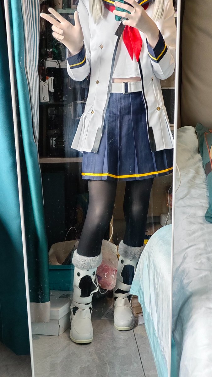芦毛灰姑娘，出现了！
#kigurumi 
#小栗帽
#赛马娘
