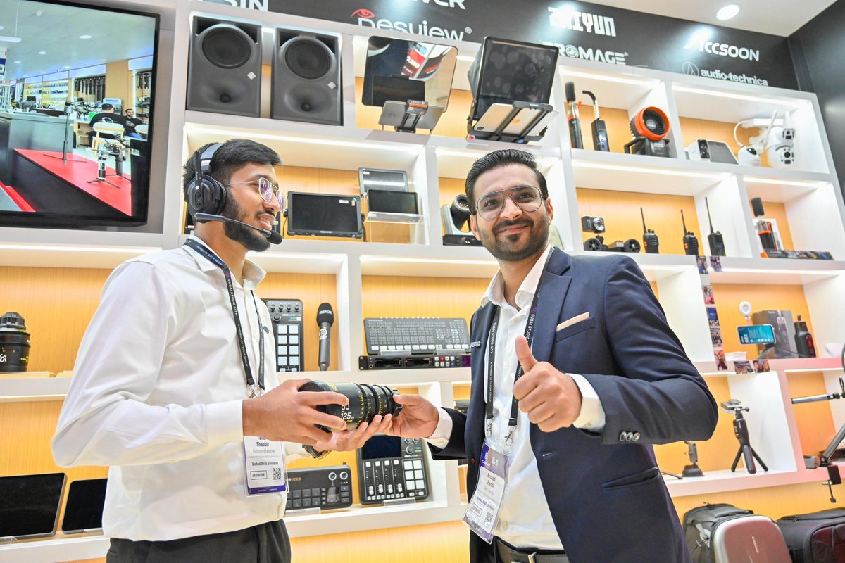 Integrate Middle East tweet media