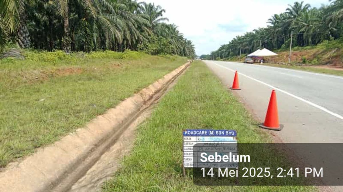 RC_Maran's tweet photo. Kerja penyenggaraan rutin RO3 - Memotong rumput di laluan FT83 Jalan Utama Jengka Utara/Selatan, Seksyen 20.90, Daerah Maran, Pahang

@jkrmaran / @JKRJERANTUT
@JKRPAHANG
@ZTTCSFJ
@CSFJ_JKR
@IPJKR_Official
@moworksmy 
@ahmadmaslan 
@AlexNantaLinggi https://t.co/BQsizKTQNq