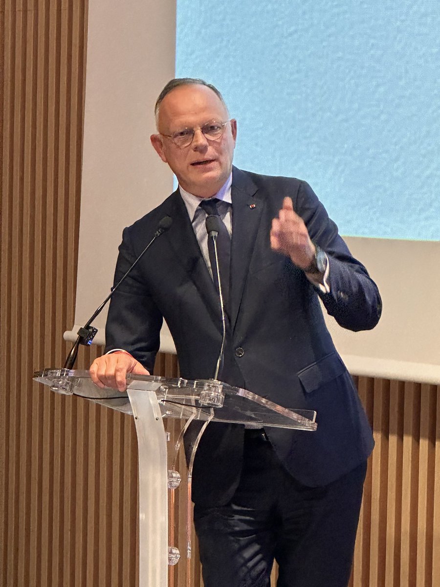 Stéphane Descombes tweet media