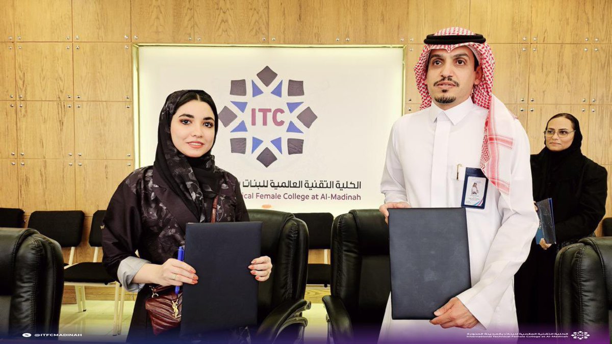 ItfcMadinah's tweet image. وقعت الكلية التقنية العالمية للبنات بالمدينة المنورة مذكرات تعاون وتفاهم مع فنادق هيلتون، وجمعية تنمية وتطوير المسؤولية الاجتماعية، ومجموعة بلا حدود للتدريب، وشركة مجمع الشيناوي لطب الأسنان وذلك لتعزيز التعاون في مجالات تدريب وتطوير وتأهيل الكوادر الوطنية ودعم مبادرات المسؤوليات…