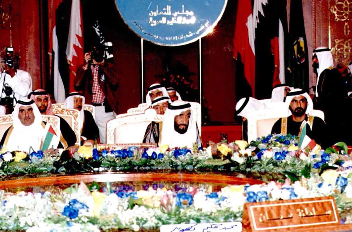 uae_parza's tweet photo. بهيبة أبوه و جدّه ، الهيبة الفلاحيّة 🤍 https://t.co/2P5CJH2Nyr