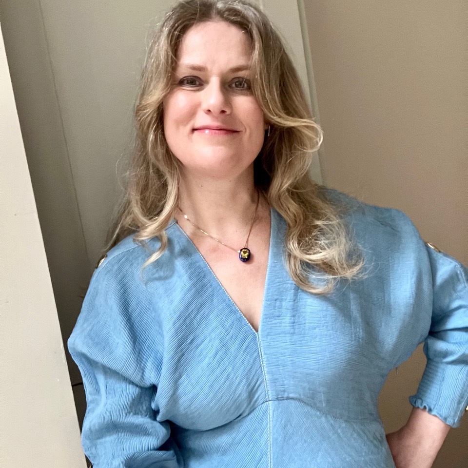 BookBrunch's tweet photo. .@HeraBooks has signed two books by former beauty journalist @ElleTucker, starting with Turn Back Time

https://t.co/0oKboM44mK (£) https://t.co/7k7rvpIin3