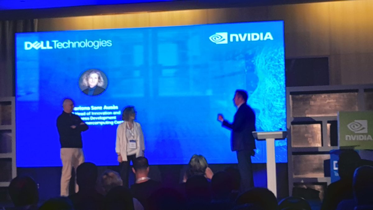 Coneixent les possibilitats del model Salamandra del <a href="/BSC_CNS/">BSC-CNS</a> al Taller DellTechnologies i Nvidia amb Mariona Sanz #IA