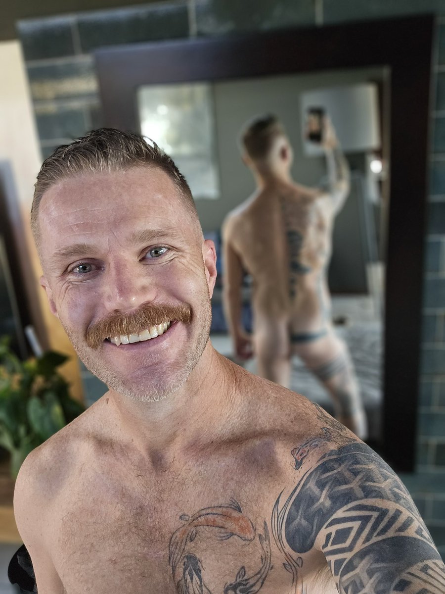 Happy Humpday! #gingerstache #semiinked #stillsmiling #daddyaf #humpday