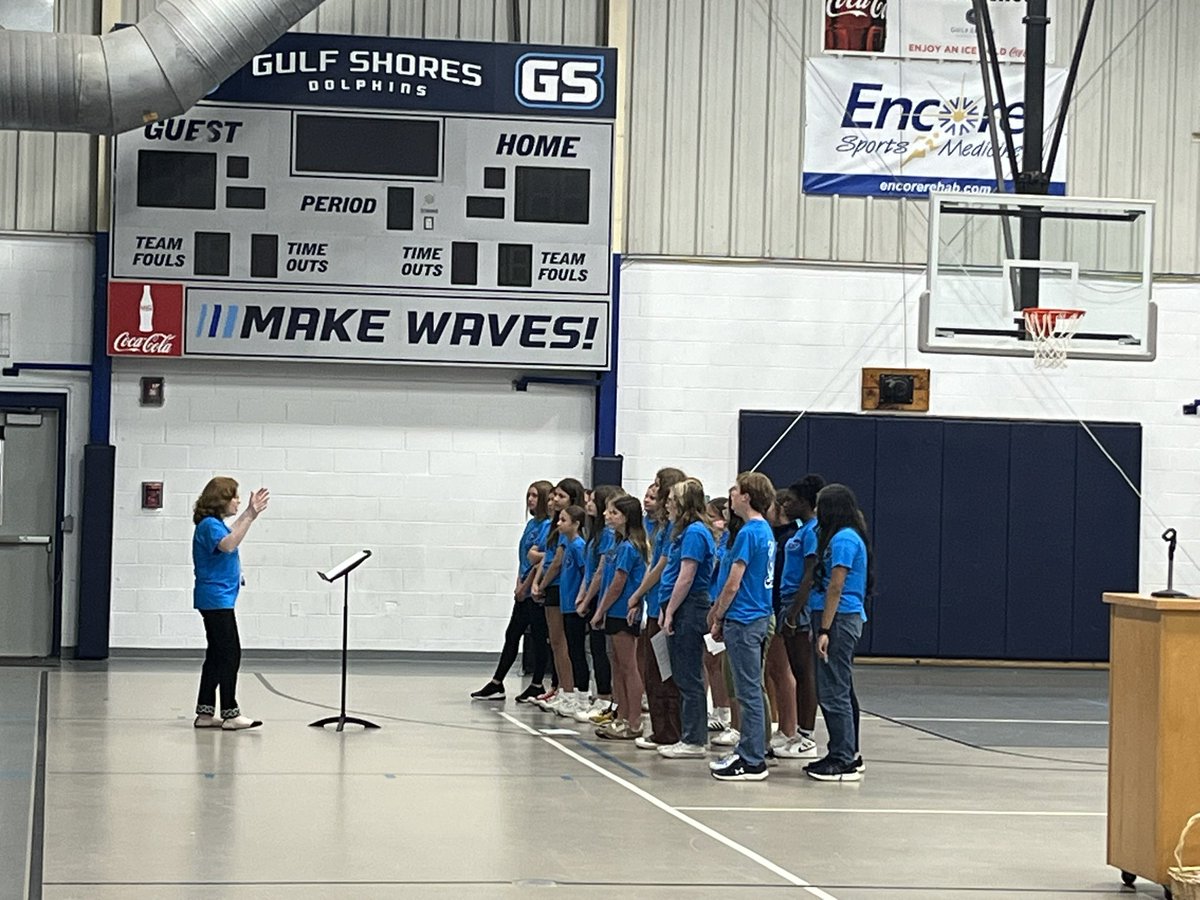 TimWebb63's tweet image. Our annual Riding 6th Grade Student Tour was a big success for our new school family members this week!