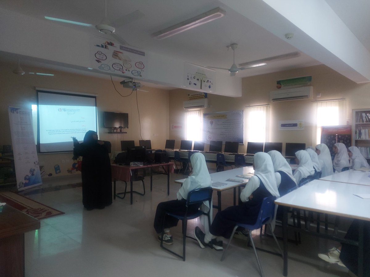 اختتمت بالمديرية العامة للتربية والتعليم بجنوب الشرقية ممثلة بقسم التوجيه المهني بدائرة التوجيه المهني والإرشاد الطلابي وبالتعاون مع جامعة التقنية والعلوم التطبيقية بصور وكلية عمان للعلوم الصحية فرع جنوب الشرقية، حملة توعوية شاملة بالتخصصات الدراسية المتاحة في مؤسسات التعليم